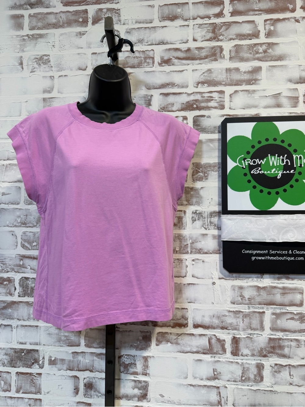 Evereve Lavender Short Sleeve Crewneck Tee